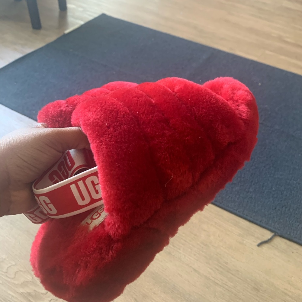 Ugg slides